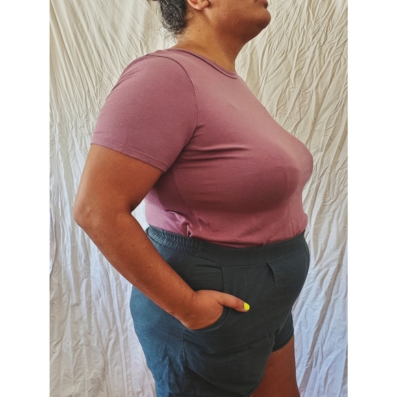 Nettle's Tale Harbour Tee - Picture 4 of 11